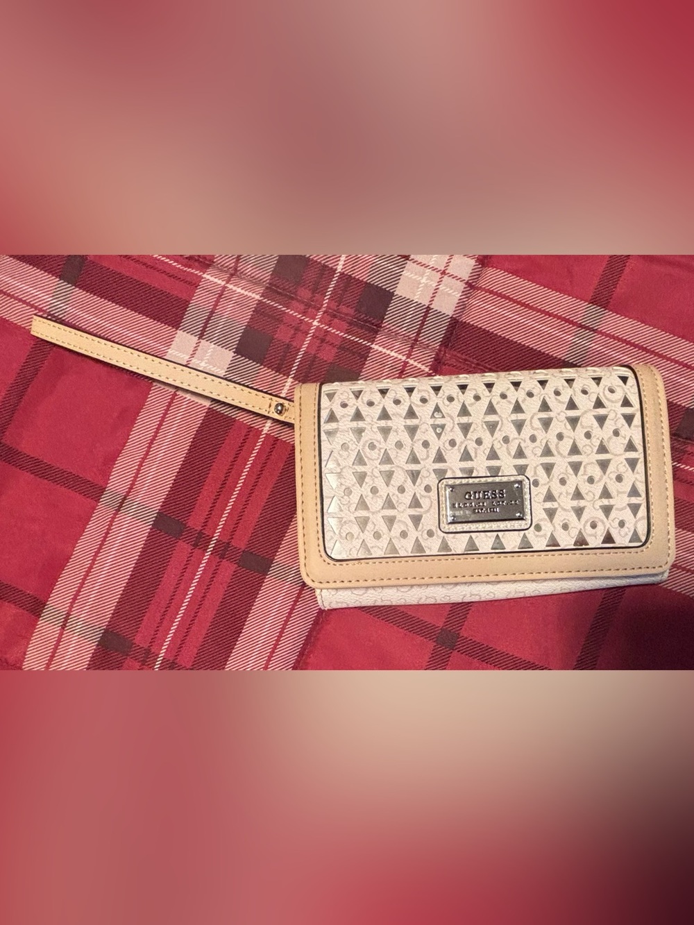 NWOT Guess Beige and Silver Wristlet Clutch